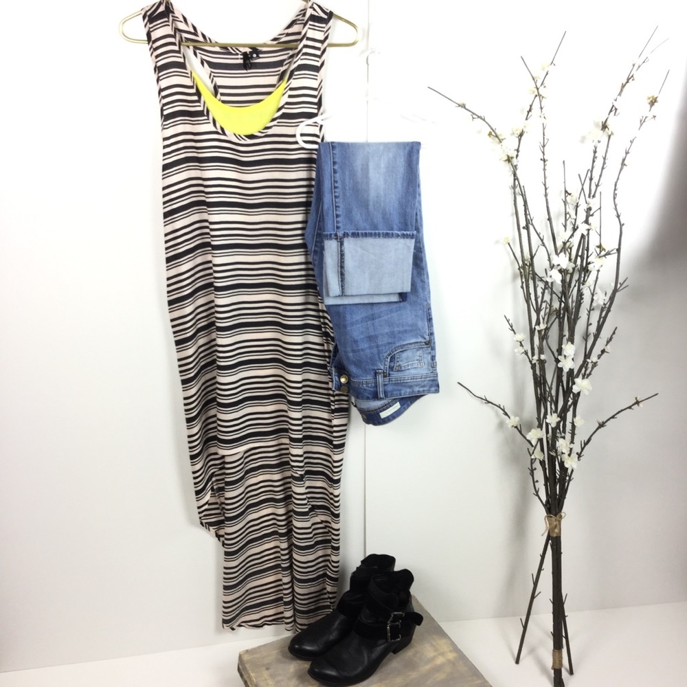 Kensie Sleeveless Beige Black Hi Lo Tank Top Tunic